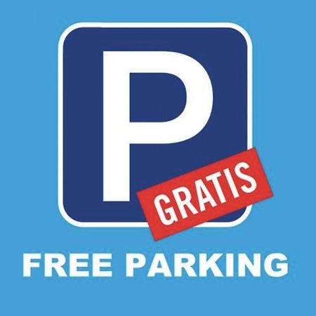 Central And Beautiful Apartment - Free Parking Málaga Exterior foto
