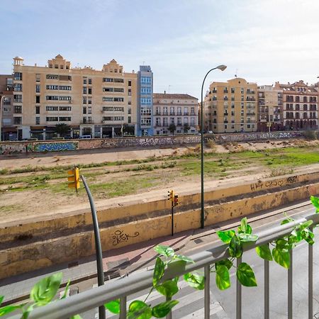 Central And Beautiful Apartment - Free Parking Málaga Exterior foto