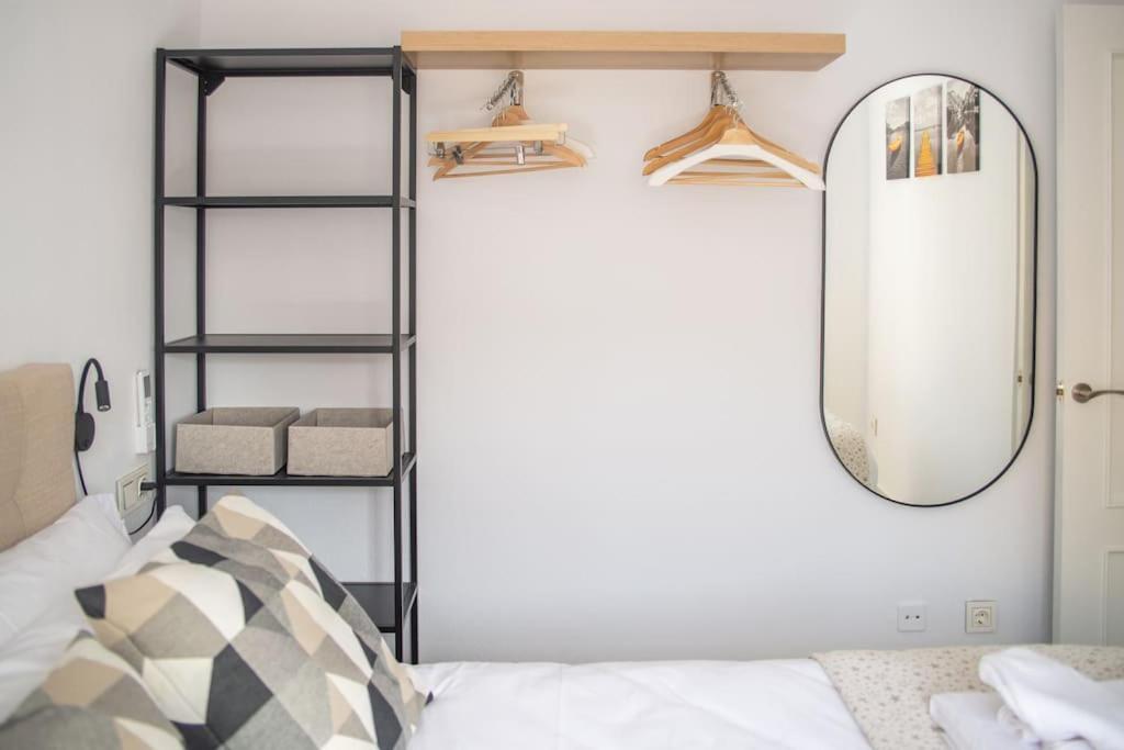 Central And Beautiful Apartment - Free Parking Málaga Exterior foto
