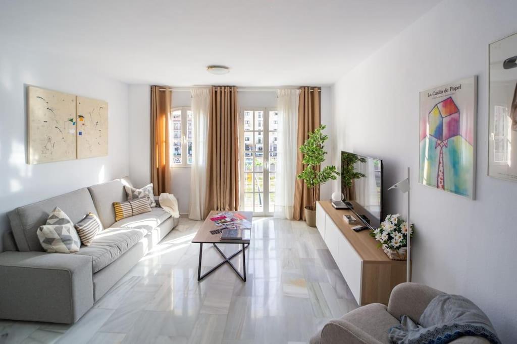 Central And Beautiful Apartment - Free Parking Málaga Exterior foto