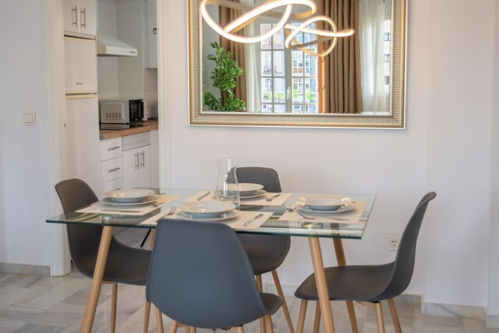 Central And Beautiful Apartment - Free Parking Málaga Exterior foto