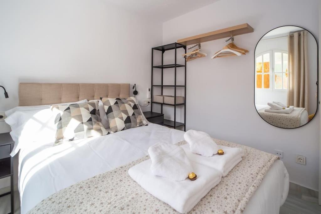 Central And Beautiful Apartment - Free Parking Málaga Exterior foto